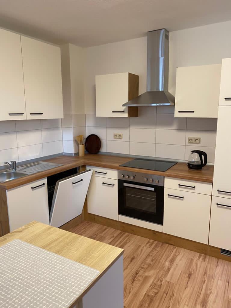 Familienfreundliche Ferienwohnung Anna Rollshausen 외부 사진