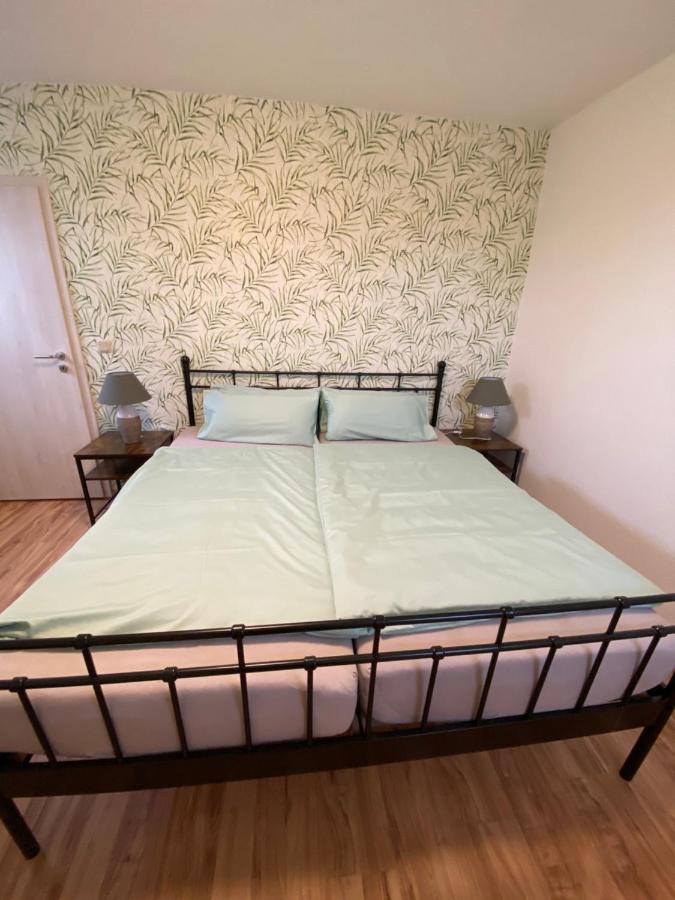 Familienfreundliche Ferienwohnung Anna Rollshausen 외부 사진